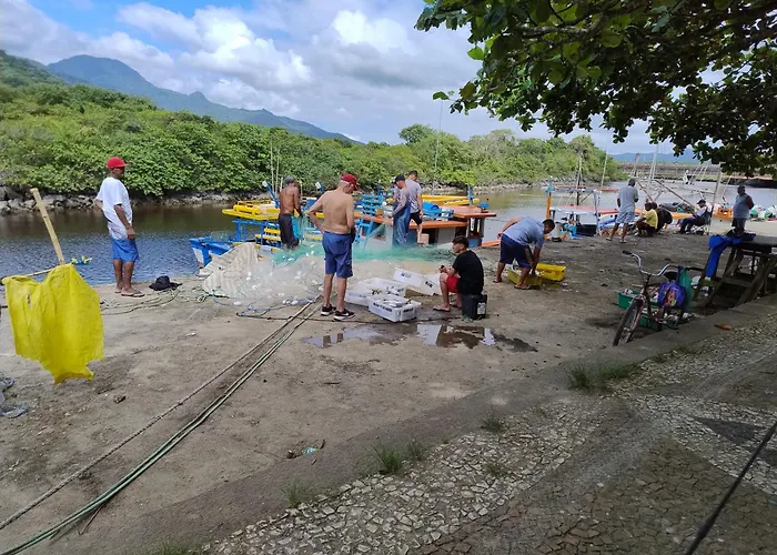 Kitnets a 200 m da praia